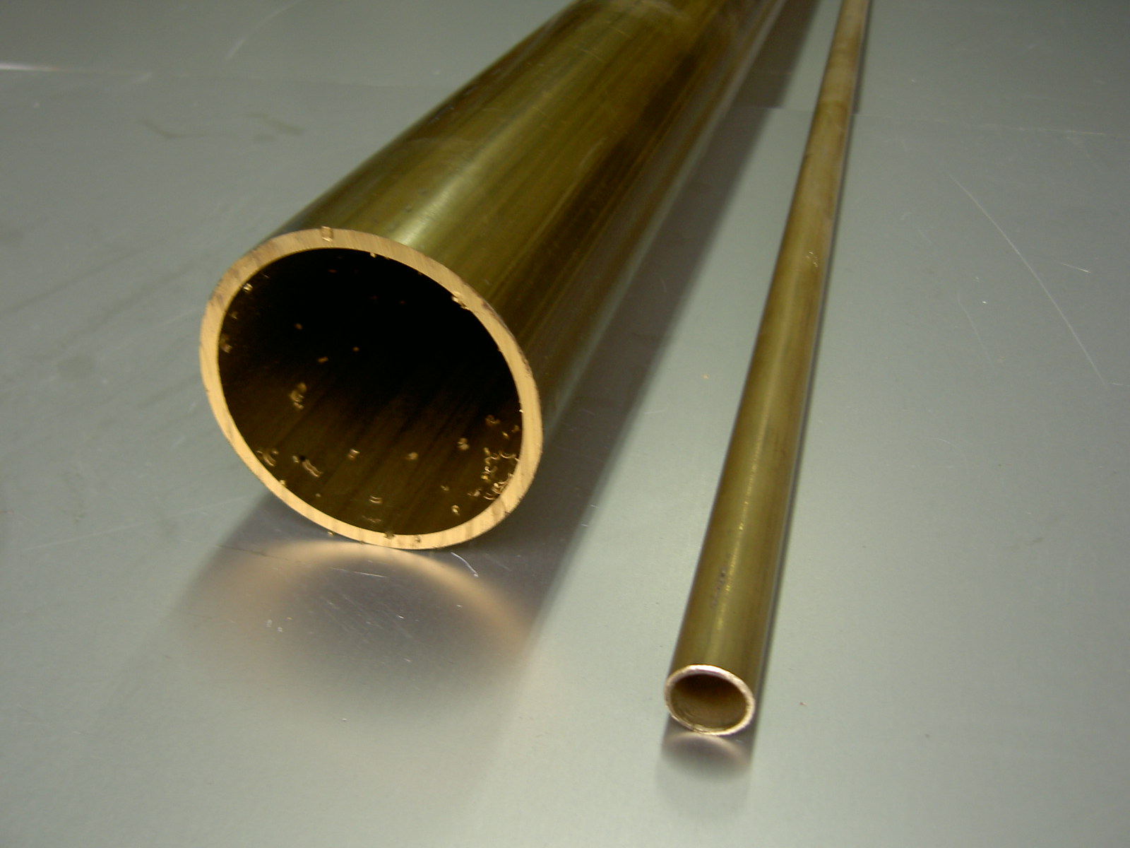 伸銅 砲金 (BC6) 丸管 外径 60mm × 肉厚 7.5mm 800 - 材料、資材